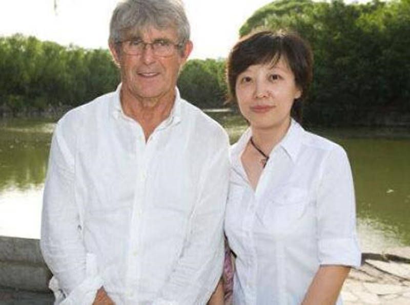 美女国内精品自产拍在线播放